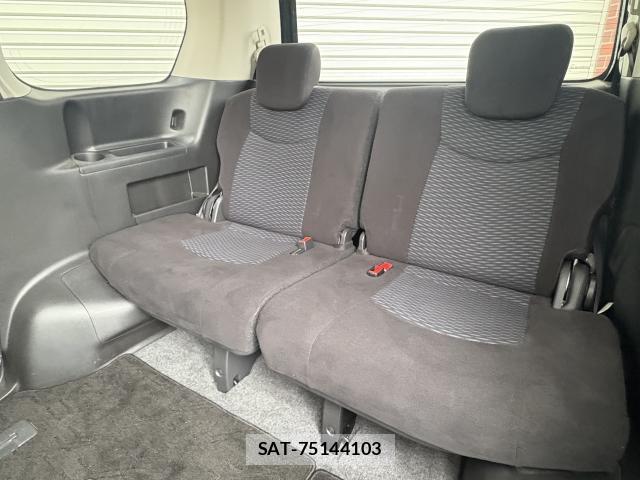 Nissan SERENA 2013-07 8220382-7