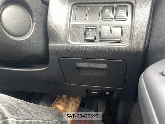 Nissan SERENA 2021-03 8220462-12