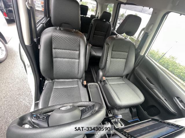 Nissan SERENA 2021-03 8220462-3
