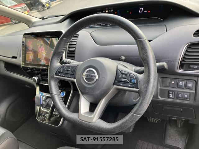 Nissan SERENA 2020-04 8220553-14