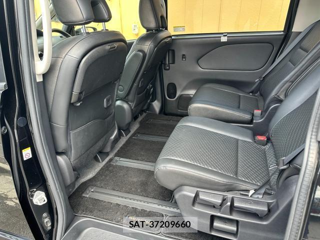 Nissan SERENA 2019-03 8220585-14