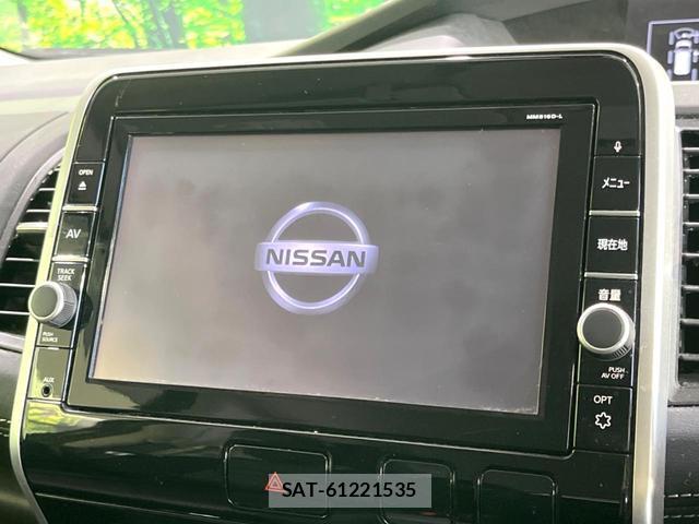 Nissan SERENA 2017-04 8220856-2