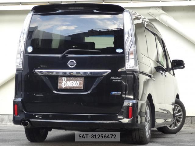 Nissan SERENA 2015-12 8221256-1
