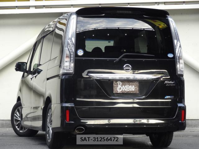 Nissan SERENA 2015-12 8221256-4