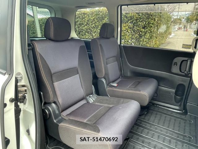 Nissan SERENA 2009-07 8221387-16