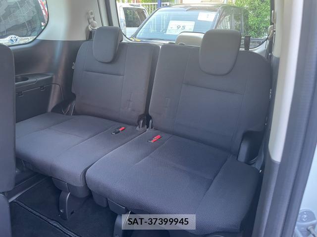 Nissan SERENA 2017-05 8221391-12