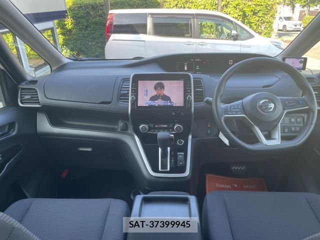 Nissan SERENA 2017-05 8221391-5