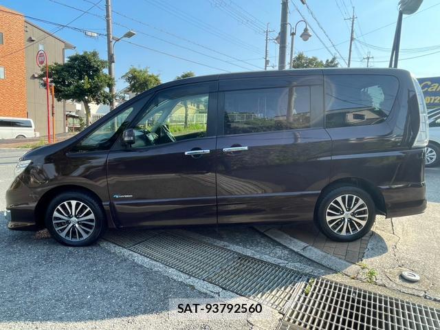Nissan SERENA 2016-07 8221395-4