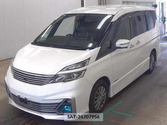 Nissan SERENA 2017-06 8221417-3