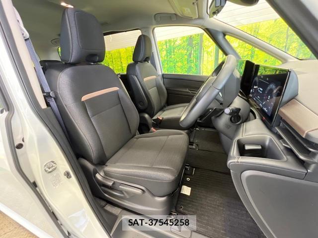 Nissan SERENA 2024-07 8221642-8