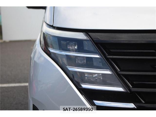 Nissan SERENA 2023-06 8222097-13