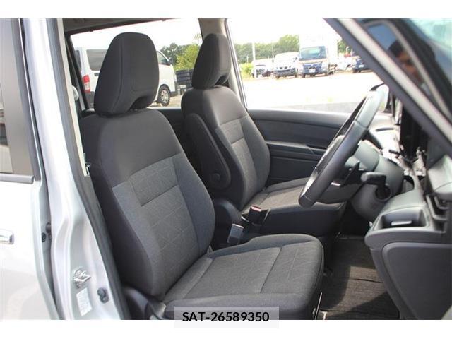 Nissan SERENA 2023-06 8222097-16