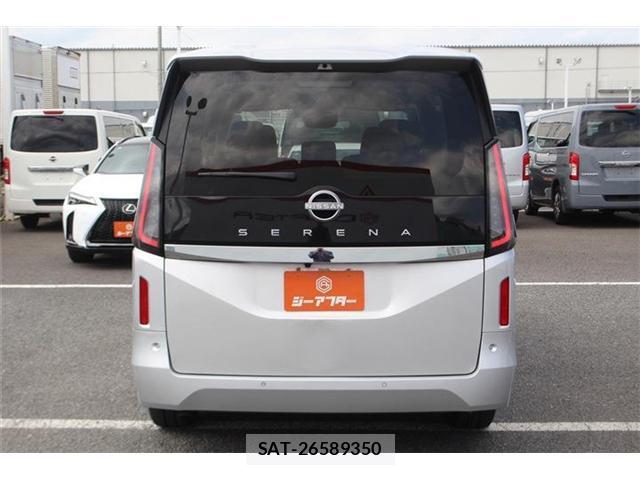 Nissan SERENA 2023-06 8222097-7