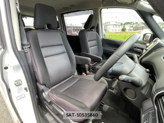 Nissan SERENA 2018-07 8222364-2