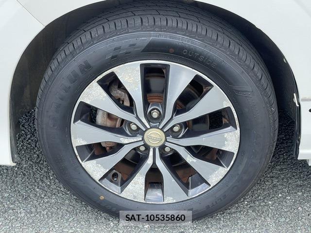 Nissan SERENA 2018-07 8222364-3