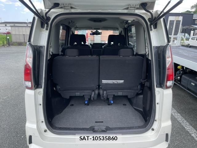 Nissan SERENA 2018-07 8222364-5