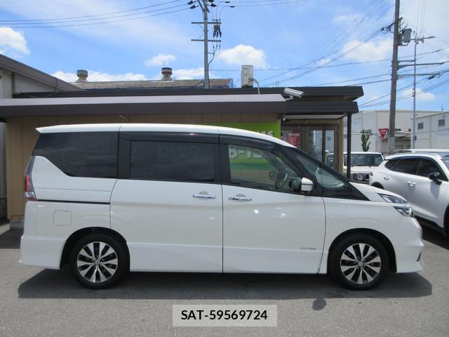 Nissan SERENA 2018-12 8222611-2