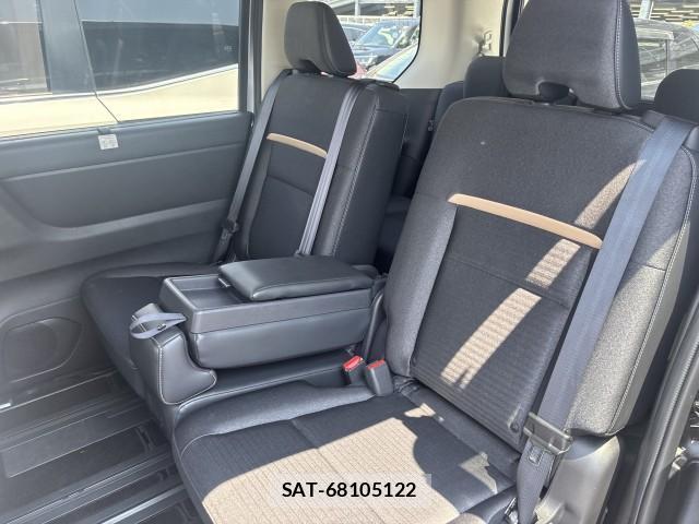 Nissan SERENA 2023-09 8222818-3