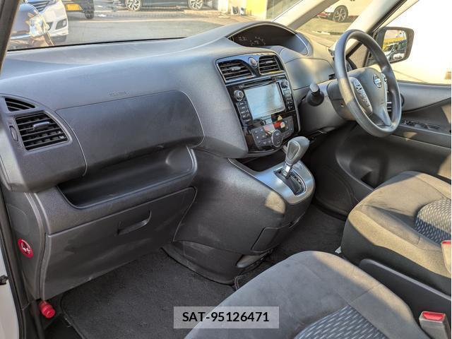 Nissan SERENA 2015-10 8222900-14