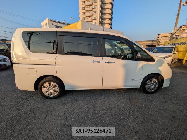 Nissan SERENA 2015-10 8222900-3