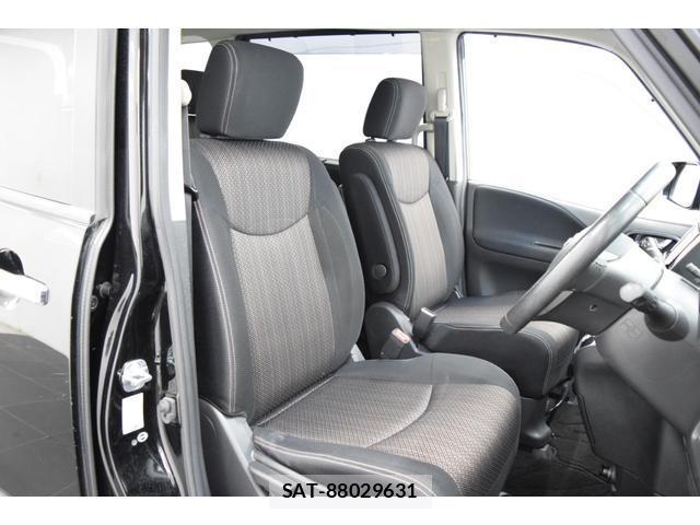 Nissan SERENA 2016-01 8223073-17
