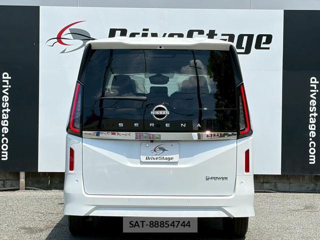 Nissan SERENA 2026-06 8223104-18