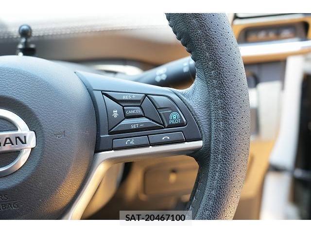 Nissan SERENA 2019-08 8223250-4