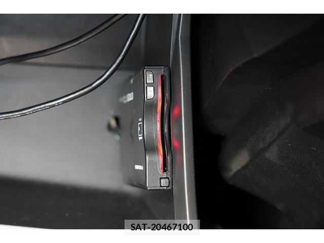 Nissan SERENA 2019-08 8223250-9