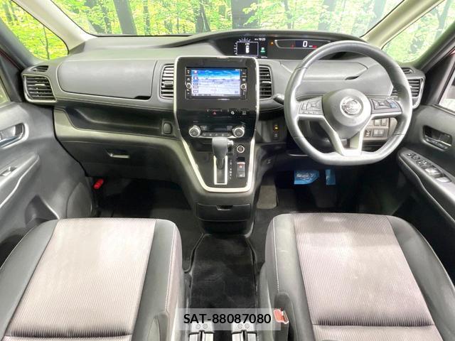 Nissan SERENA 2018-04 8223276-1