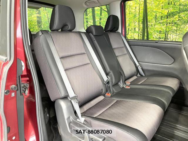 Nissan SERENA 2018-04 8223276-8