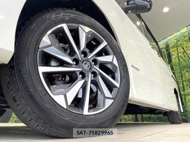 Nissan SERENA 2022-07 8223283-13