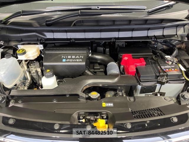 Nissan SERENA 2023-04 8223513-17