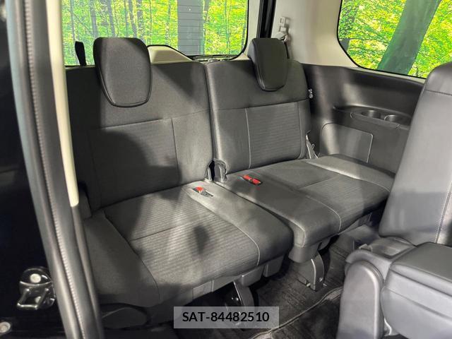 Nissan SERENA 2023-04 8223513-9