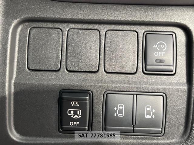 Nissan SERENA 2021-03 8223528-2