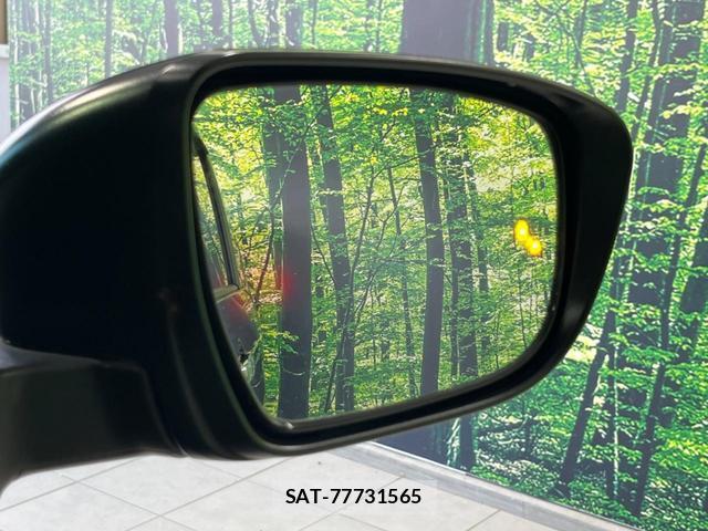 Nissan SERENA 2021-03 8223528-6