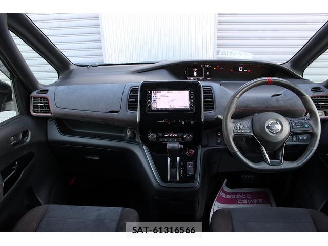 Nissan SERENA 2018-03 8223689-4