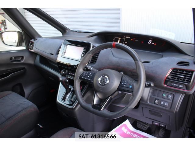 Nissan SERENA 2018-03 8223689-5