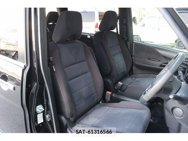 Nissan SERENA 2018-03 8223689-6