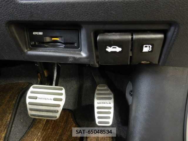 Nissan SERENA 2023-07 8223935-12