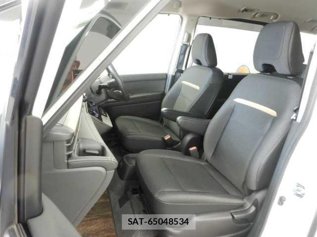 Nissan SERENA 2023-07 8223935-16