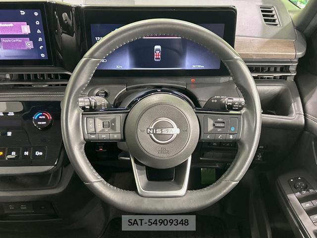 Nissan SERENA 2023-06 8224043-11
