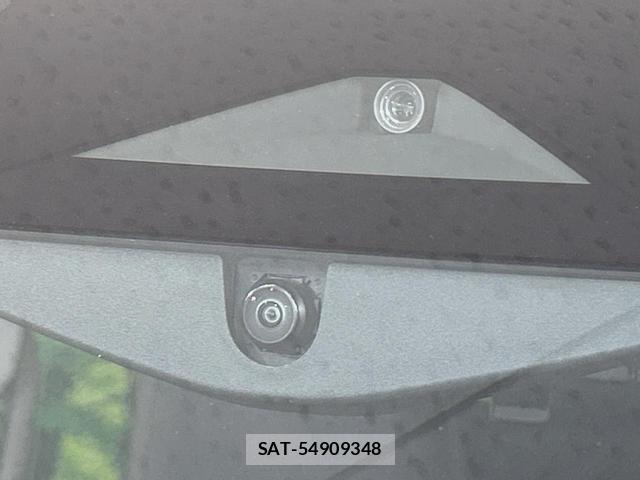 Nissan SERENA 2023-06 8224043-2