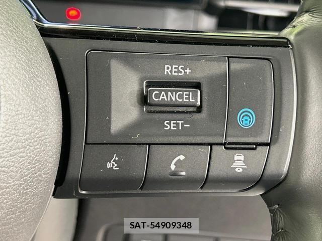 Nissan SERENA 2023-06 8224043-3