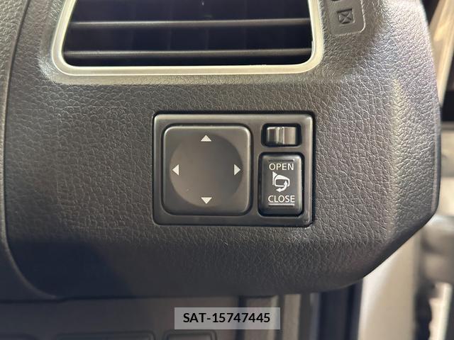 Nissan SERENA 2015-06 8224051-8
