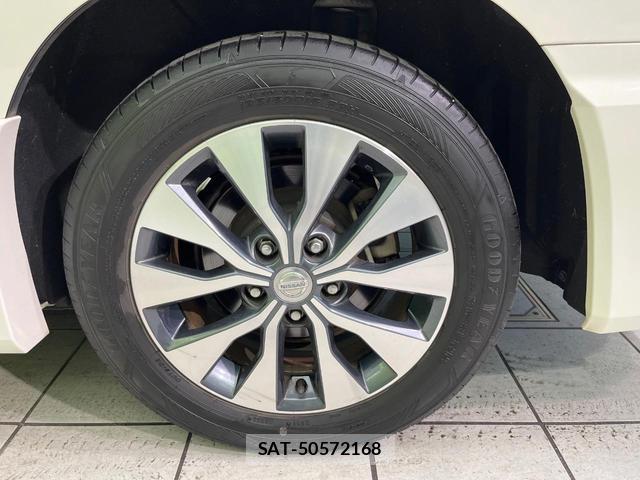 Nissan SERENA 2017-07 8224199-13