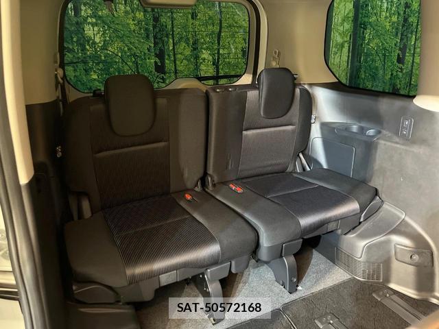 Nissan SERENA 2017-07 8224199-9