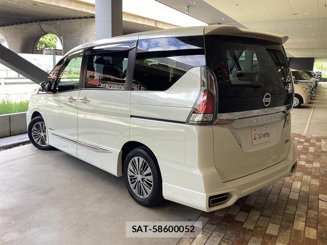 Nissan SERENA 2017-06 8224514-16