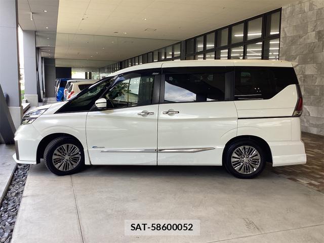 Nissan SERENA 2017-06 8224514-17