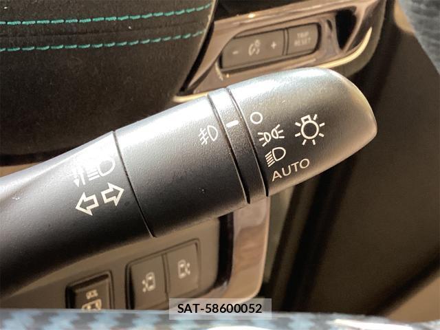 Nissan SERENA 2017-06 8224514-8