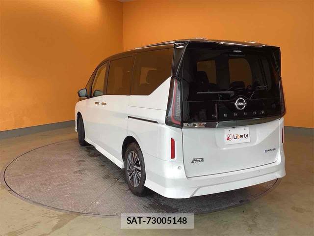 Nissan SERENA 2025-08 8224568-4